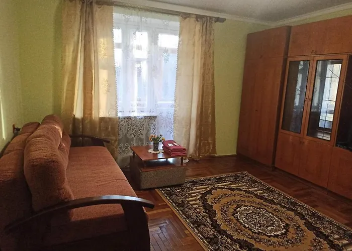 Кульпарківська 128,Економ