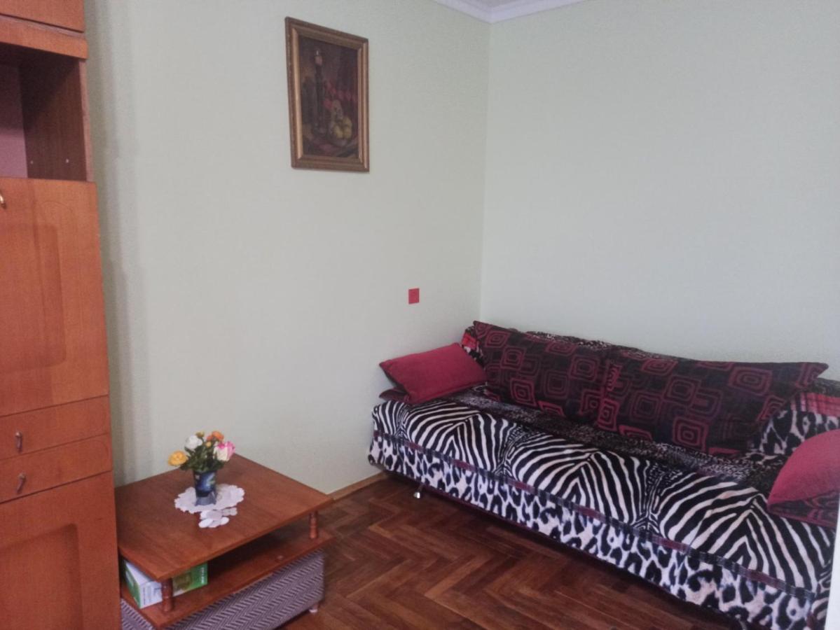 Apartment кульпарківська 128,економ *